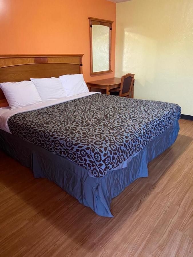 Lariat Motel Moriarty Eksteriør billede